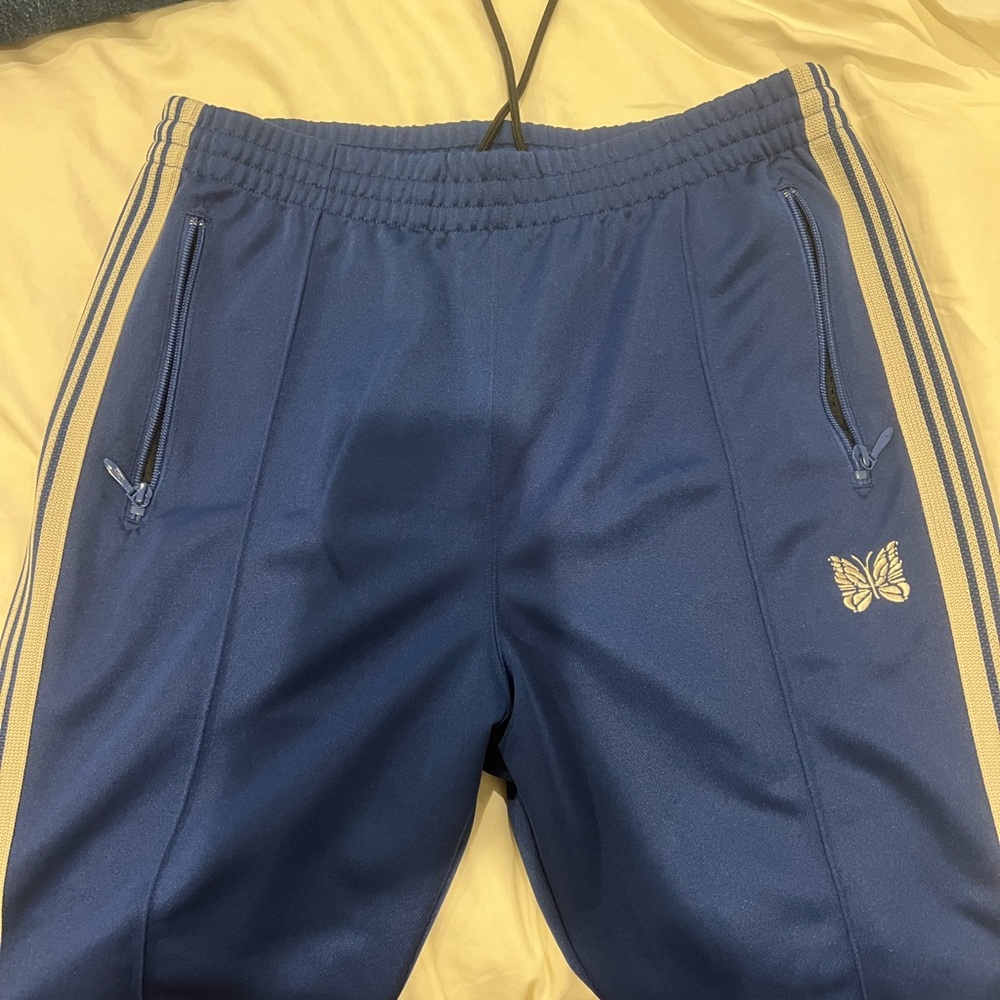 Nepenthes needles track pants